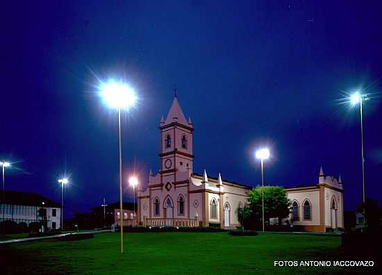 IGREJA MATRIZ DE COARI-AM-FOTO:ANTONIO IACCOVAZO - COARI - AM