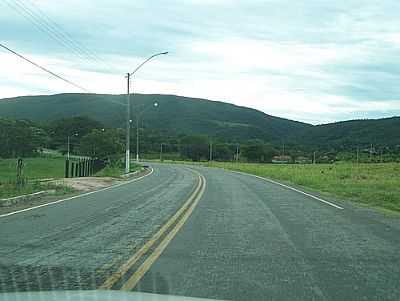 RODOVIA-FOTO:JOSE WIRTON GALVAO  - JANDAIA - GO