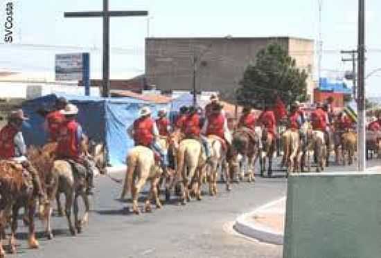 CAVALGADA DA PAZ EM JESPOLIS-FOTO:SERGIOVIEIRA.ZIP.NET - JESPOLIS - GO