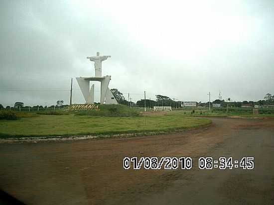 JOVINIA-GO-CRISTO REDENTOR NA ENTRADA DA CIDADE-FOTO:LEANDRO R COSTA - JOVINIA - GO