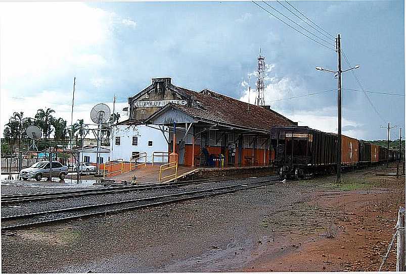 LEOPOLDO DE BULHES-GO-ESTAO FERROVIRIA-FOTO:AROLLDO COSTA OLIVEIRA - LEOPOLDO DE BULHES - GO