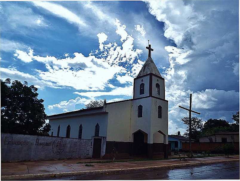 LEOPOLDO DE BULHES-GO-IGREJA MATRIZ-FOTO:WENDER MARQUES - LEOPOLDO DE BULHES - GO