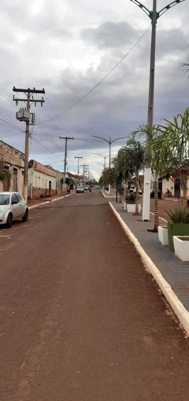 AVENIDA BRASIL EM MAURILNDIA, GOIS, POR IVON ROCHA LIMA - MAURILNDIA - GO