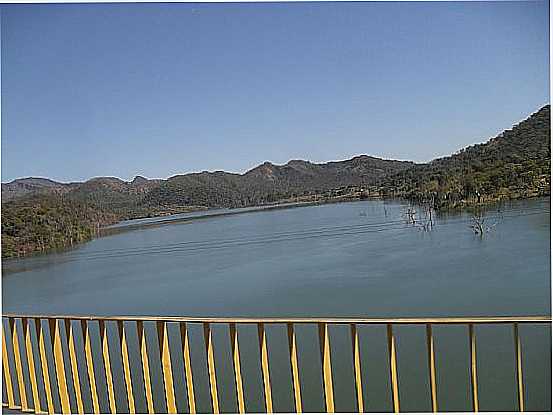 MINAU-GO-RIO MARANHO, VISTO DA PONTE DO RUBO-FOTO:CALPIRES - MINAU - GO