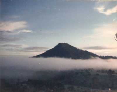 MORRO AGUDO -  POR IVANDE SILVA - MORRO AGUDO DE GOIS - GO