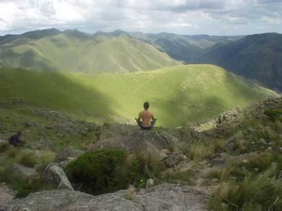 MORRO DO CERRADO, POR LUKAS - NERPOLIS - GO