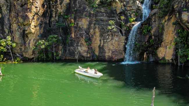 CACHOEIRA LINDA, POR POLYANNA - NIQUELNDIA - GO