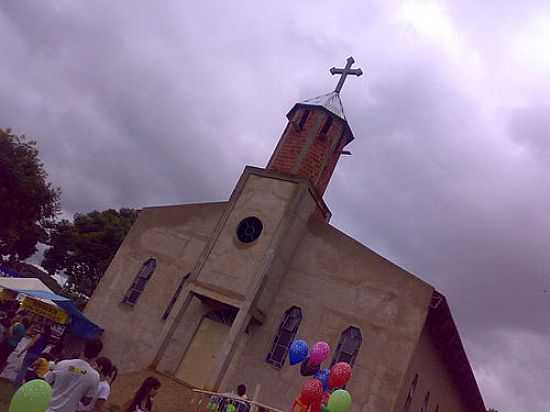 IGREJA DE SANTO ANTNIO EM OLHOS DGUA-GO-FOTO:ADBORGES - OLHOS D'GUA - GO