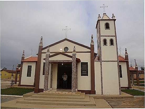 ORIZONA-GO-CAPELA DE N.SRA.DAS GRAAS NO POVOADO DE BURITIZINHO-FOTO:PE. EDINISIO PEREIRA - ORIZONA - GO