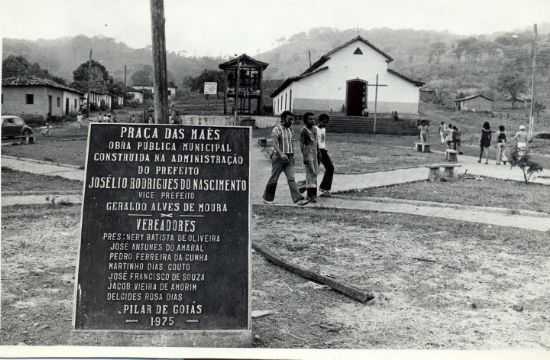 ANTIGA PILAR-FOTO:NUBIA  SEBASTIANA PIMENTEL - PILAR DE GOIS - GO