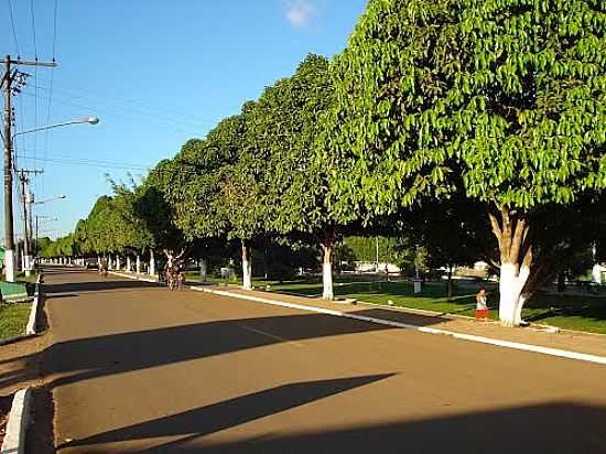 RUA DA CIDADE DE HUMAIT-AM-FOTO:RODRIGO DE OLIVEIRA - HUMAIT - AM