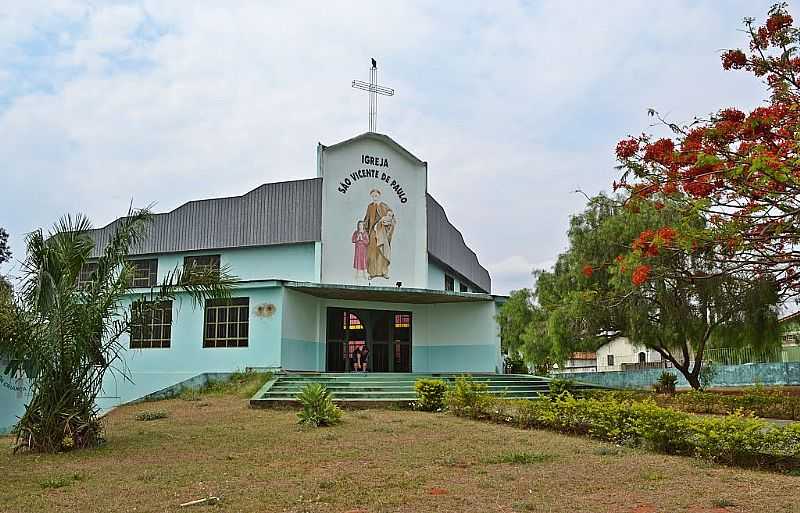 PIRACANJUBA-GO-IGREJA DE SO VICENTE DE PAULO-FOTO:AROLLDO COSTA OLIVEIRA - PIRACANJUBA - GO