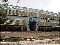 Prefeitura, por Murilo Caixeta.