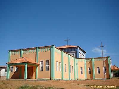 IGREJA MATRIZ N.S.DAS
GRAAS FOTO VICENTE A. QUEIROZ - PORTELNDIA - GO