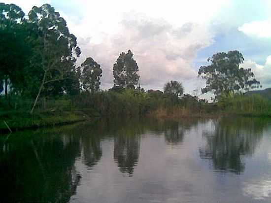LAGO EM POSSE-FOTO:OTIMO654 - POSSE - GO