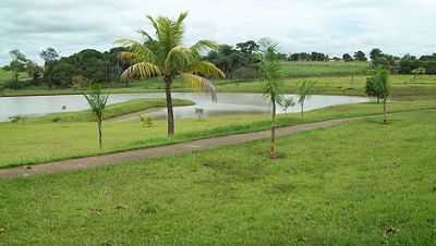 LAGO MUNICIPAL, POR JUNIOR - SANTA BRBARA DE GOIS - GO