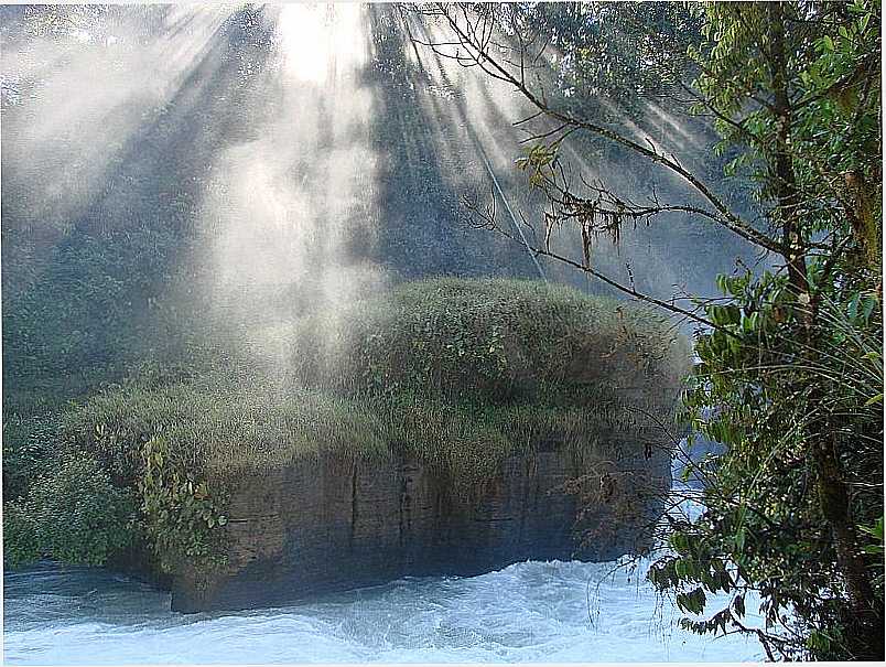 SANTA RITA DO ARAGUAIA-GO-CACHOEIRA NO RIO ARAGUAIA-FOTO:ONOFRO MARTINS ALVES - SANTA RITA DO ARAGUAIA - GO