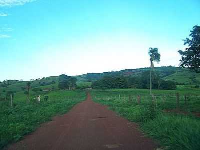 ESTRADA RURAL-FOTO:JOSE WIRTON GALVAO  - SANTA RITA DO NOVO DESTINO - GO