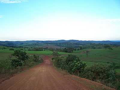 ESTRADA RURAL-FOTO:JOSE WIRTON GALVAO  - SANTA RITA DO NOVO DESTINO - GO