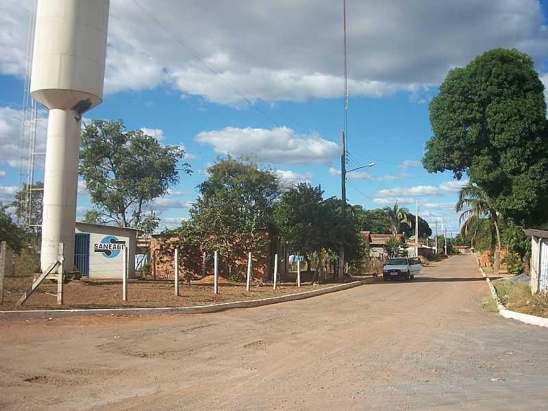 SANTA ROSA-GO-CAIXA DGUA DA CIDADE-FOTO:CHARLEN - SANTA ROSA - GO