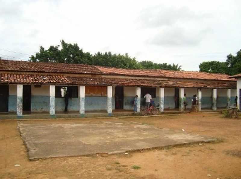  SANTA ROSA-GO-COLGIO ESTADUAL-FOTO:MPGO.MP.BR  - SANTA ROSA - GO