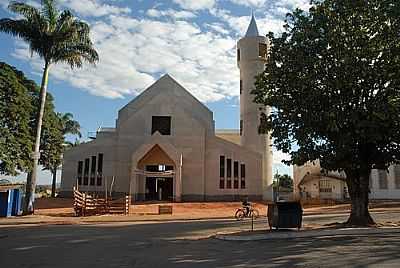 IGREJA MATRIZ-FOTO:CILAN MORAIS   - SO FRANCISCO DE GOIS - GO