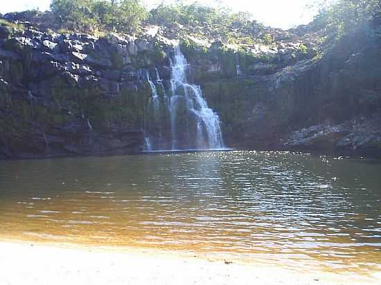 TERESINA DE GOIS-GO-CACHOEIRA DO POO ENCANTADO-FOTO:HELTONMAC - TERESINA DE GOIS - GO