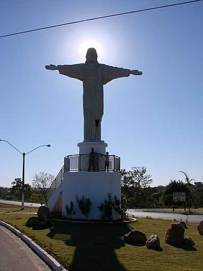 CRISTO EM URUAU  FOTO
 POR RWERNECK  - URUAU - GO