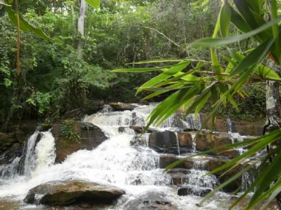 CACHOEIRA DA GAMELEIRA - URUAU-GO, POR ROGRIO PACHECO - URUAU - GO