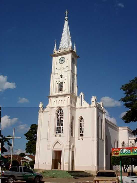 IGREJA DE SO SEBASTIO EM URUANA-FOTO:MAURCIOFSANTOS - URUANA - GO