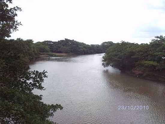 RIO URU EM URUANA-FOTO:CASEMIRO WITASIAK - URUANA - GO