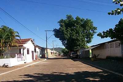 RUA JOS VIEIRA DA SILVA-FOTO:LUZINHABEG  - VARJO - GO