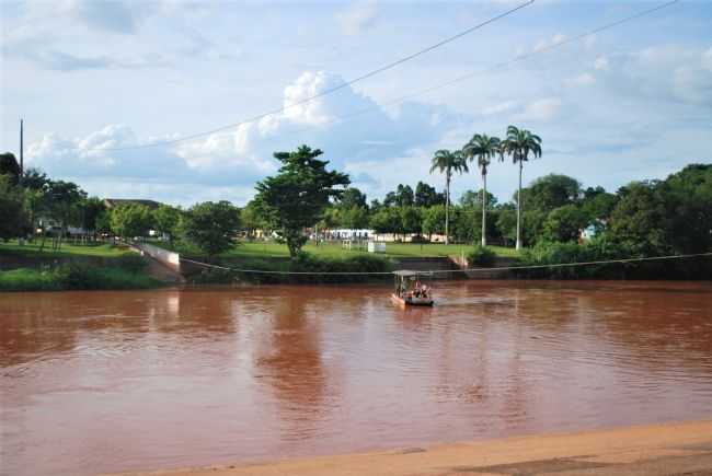 ANTIGA VILA DE VITRIA DO ALTO PARNABA,ATUAL ALTO PARNABA,VISTA DA VIZINHA CIDADE SANTA FILOMENA PI EM 28/11/2018, POR KEILANE DA SILVA NUNES - ALTO PARNABA - MA