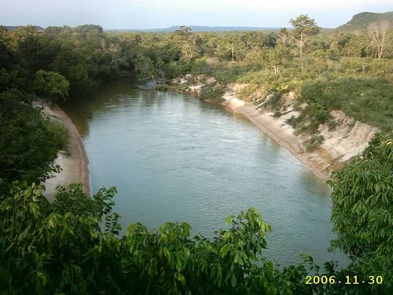 ALTO PARNABA-MA-RIO MEDONHO-FOTO:DHIANCARLOS PACHECO - ALTO PARNABA - MA