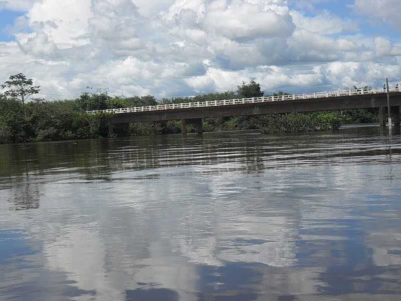 ARAGUAN-MA-PONTE SOBRE O RIO TURI-FOTO:VANIA SILVA - ARAGUAN - MA