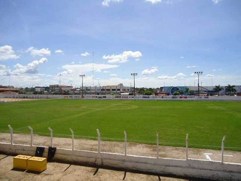 BALSAS-MA-CAMPO DO ESTDIO DE FUTEBOL - BALSAS - MA