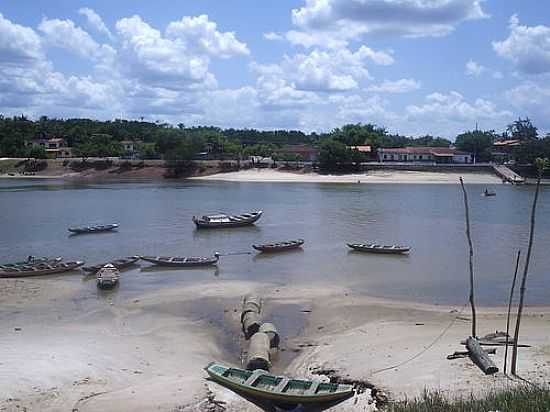 BARCOS-CACHOEIRA GRANDE-FOTO:MELINA PINTO - CACHOEIRA GRANDE - MA