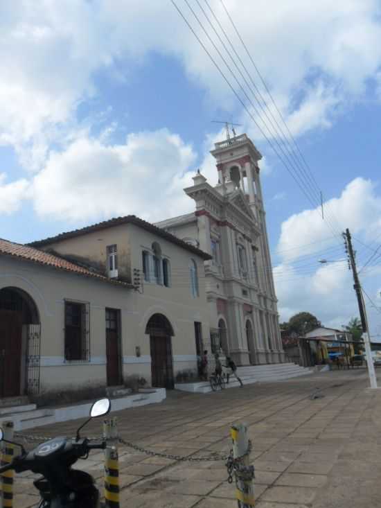 VISTA DA IGREJA MATRIZ DE SO SEBASTIO, POR ALDA MAGALHES - CARUTAPERA - MA