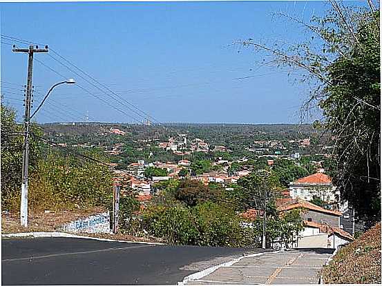 CAXIAS-MA-LADEIRA E VISTA PARCIAL DA CIDADE-FOTO:RNLATVIAN - CAXIAS - MA