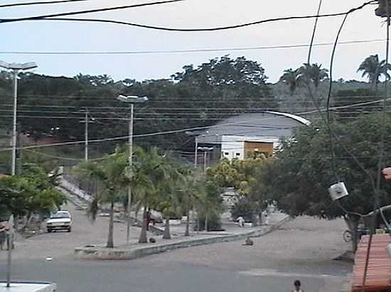 CENTRO POLIESPORTIVO-FOTO:ACELINO FERREIRA - GOVERNADOR EUGNIO BARROS - MA