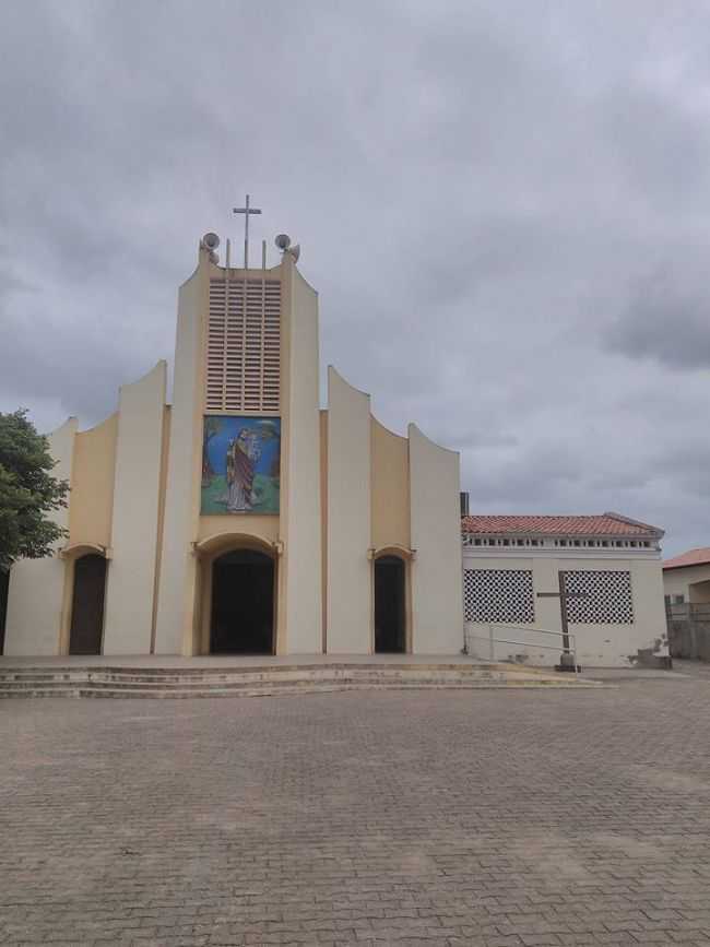 IGREJA MATRIZ DE LAGO DA PEDRA - MA, POR FRANCILDO AMORIM - LAGO DA PEDRA - MA