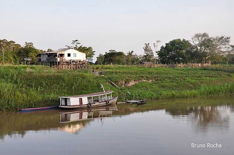 NHAMUND-AM-CASAS RIBEIRINHAS NA COMUNIDADE TERRA SANTA-FOTO:BRUNO ROCHA - NHAMUND - AM