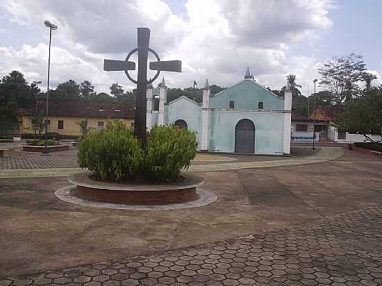 MORROS-MA-PRAA E IGREJA DE SO BERNARDO-FOTO:MELINA PINTO - MORROS - MA