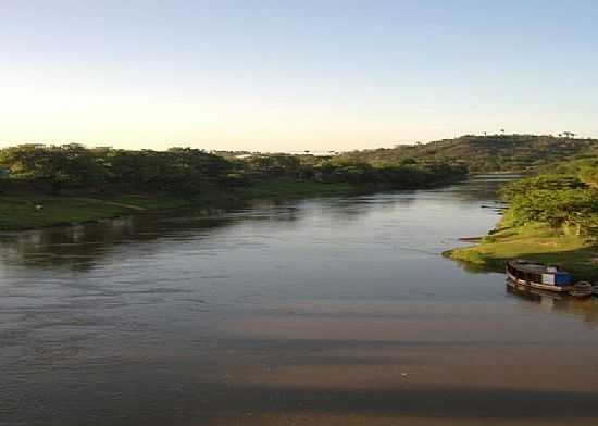 RIO MEARIM - BANHA A CIDADE DE PEDREIRAS. - PEDREIRAS - MA