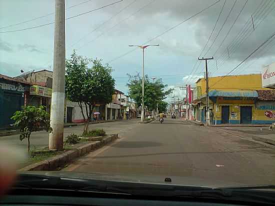 PINHEIRO-MA-AVENIDA PRINCIPAL-FOTO:VANDINIZ - PINHEIRO - MA