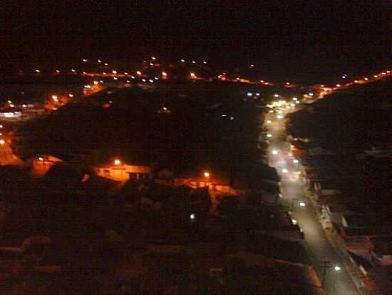 IMAGEM NOTURNA VISTA DE CIMA DA TORRE DE POO DE PEDRAS-MA-FOTO:LUCYANE LIMA - POO DE PEDRAS - MA