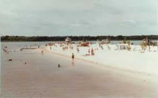 PRAIA DO Z AUL, POR CARLINE MAIA - PARINTINS - AM
