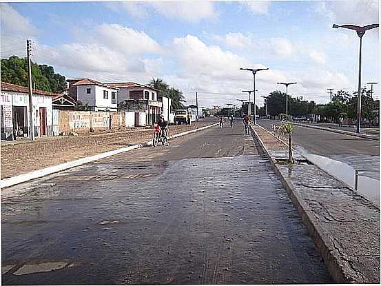 SANTA QUITRIA DO MARANHO-MA-AVENIDA SANTOS DUMONT-FOTO:PAULO_CARVALHO_SANTO - SANTA QUITRIA DO MARANHO - MA