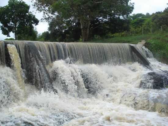 CACHOEIRA BOM JESUS, POR SARA DUTRA - PAUINI - AM