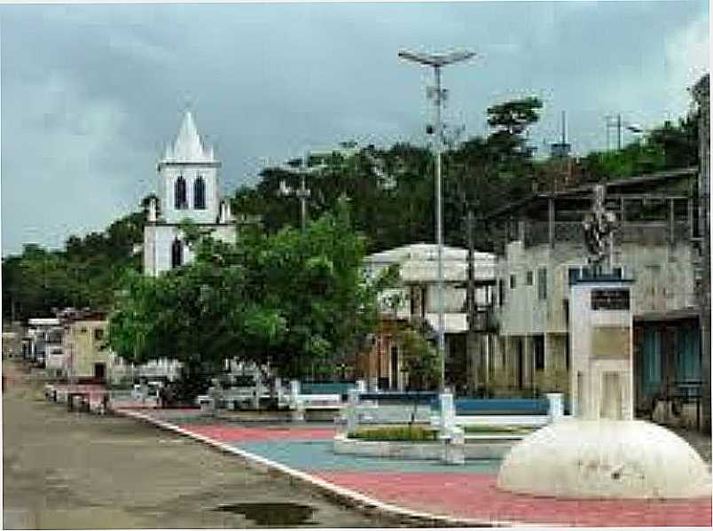 PAUINI-AM-PRAÇA SANTO AGOSTINHO-FOTO:ACSDEPAUINIAMAZONAS.BLOGSPOT.COM  - PAUINI - AM